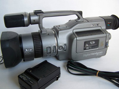 Sony DCR-VX1000 Video Camera